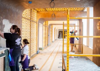 Knoxville's Grand Entertainment Palace is more 'campus' than theater