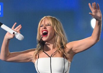 Kylie Minogue named AFL grand final pre-game entertainment