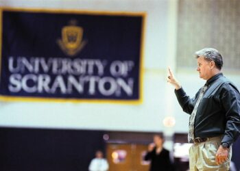 Lady Royals coach Mike Strong gives instructions to his team during a sectional win over New York University in 1999. (TIMES-TRIBUNE FILE)Byline: Butch Comegys Date created: 03/15/99