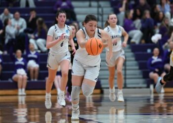 University of Scranton’s Sophia Talutto moves the ball during NCAA...
