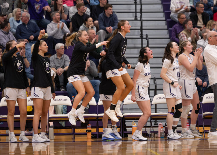 Scranton players celebrate during the NCAA Division III Women’s Basketball...