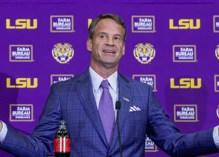 Lane Kiffin and Theo Von join St. Patrick's parade | Entertainment/Life