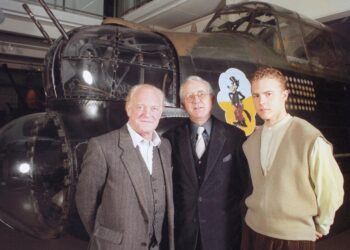 Len Deighton, author of bestselling spy thrillers, dead at 97 | Celebrity News
