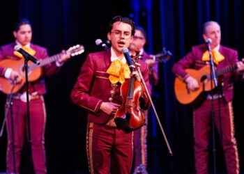 Mariachi festival draws crowd, feeds community pride in Napa | Arts & Entertainment