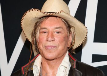 Mickey Rourke evicted from home after turning down $100,000 in help from fans – NBC10 Philadelphia
