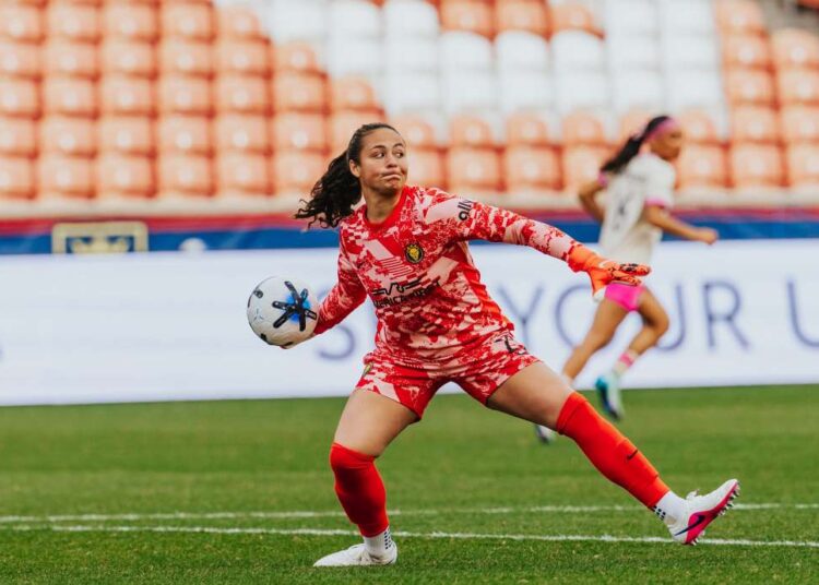 Mina Tanaka's late goal helps Utah Royals to 1-1 road draw with Washington