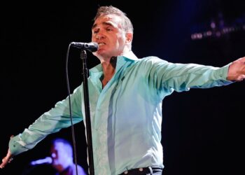 Morrissey Calls Off Show As Lack Of Sleep Left Him 'Catatonic'
