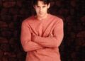 Nicholas Brendon with arms crossed.