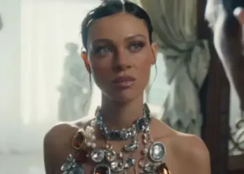 Nicola Peltz spoke about her appearance in The Beauty (FX)