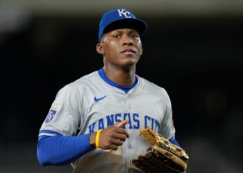 Outfielder Dairon Blanco claimed off waivers by Rangers