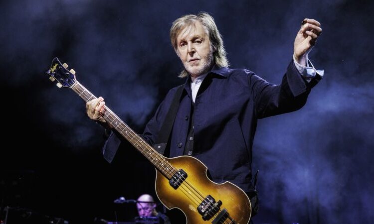 Paul McCartney plays to star-studded crowd at intimate Los Angeles show
