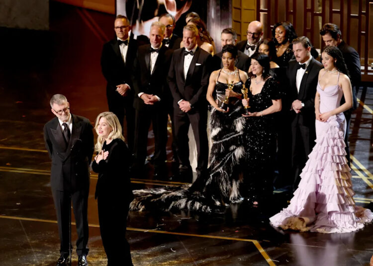 Paul Thomas Anderson Says “Let’s Have a Martini” as ‘One Battle After Another’ Wins Best Picture