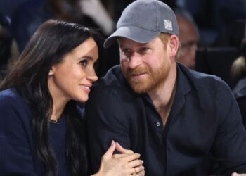 Prince Harry and Meghan are 'walking disasters', expert slams | Royal | News