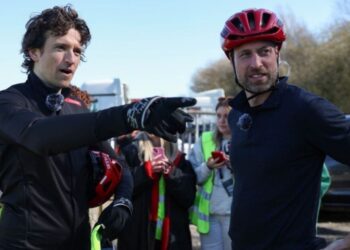 Prince William wows fans with hilarious gesture for Comic Relief | Royal | News