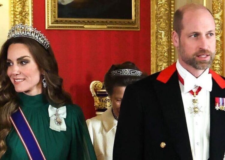 Princess Kate wows in stunning ball gown at glittering state banquet | Royal | News