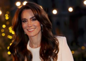 Princess Kate's Strathberry handbag is on sale with over £100 off | Royal | News