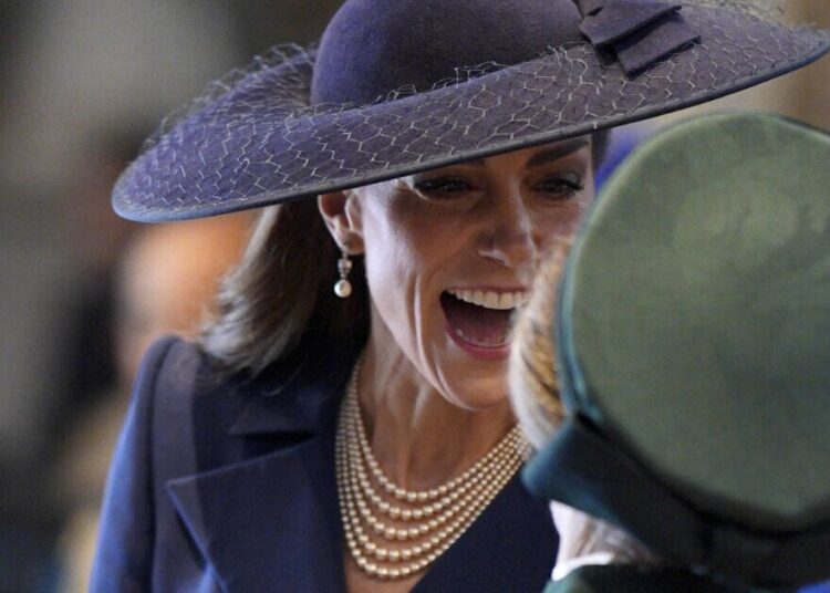 Princess Kate's awkward moment with royals at Commonwealth Service | Royal | News