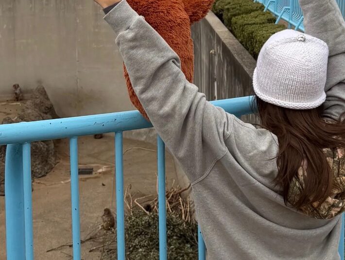 Punch The Monkey Met Lisa From Blackpink