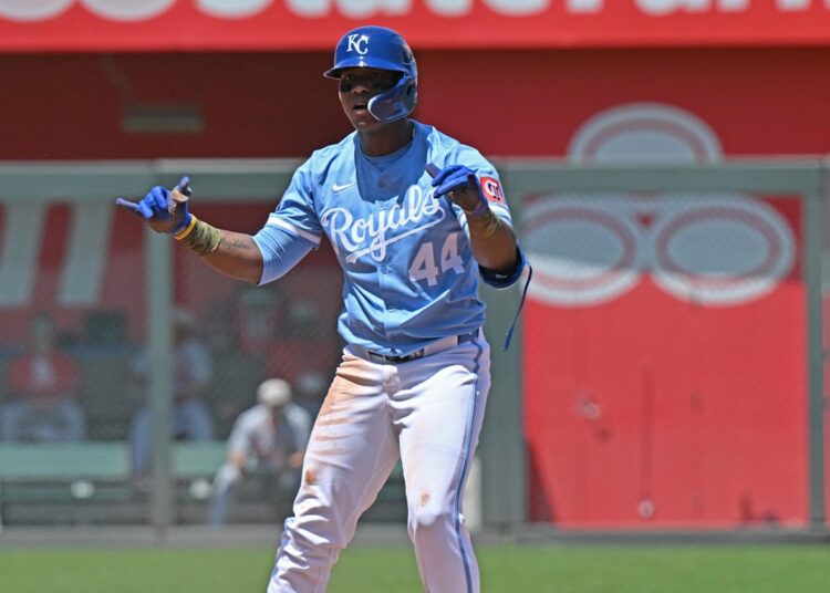 Royals Lose Veteran Outfielder to Rangers After 7 Years in Kansas City