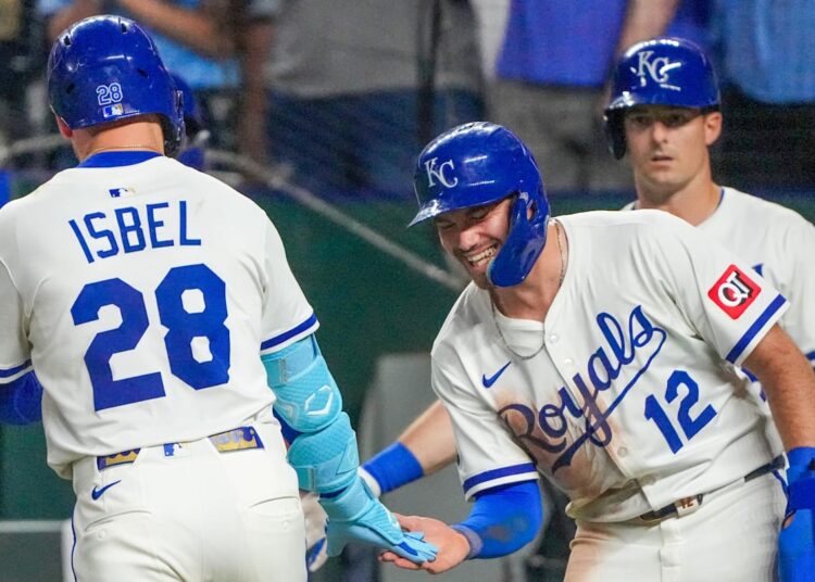 Royals Outfielder Pushing for Final Roster Spot With Strong Spring