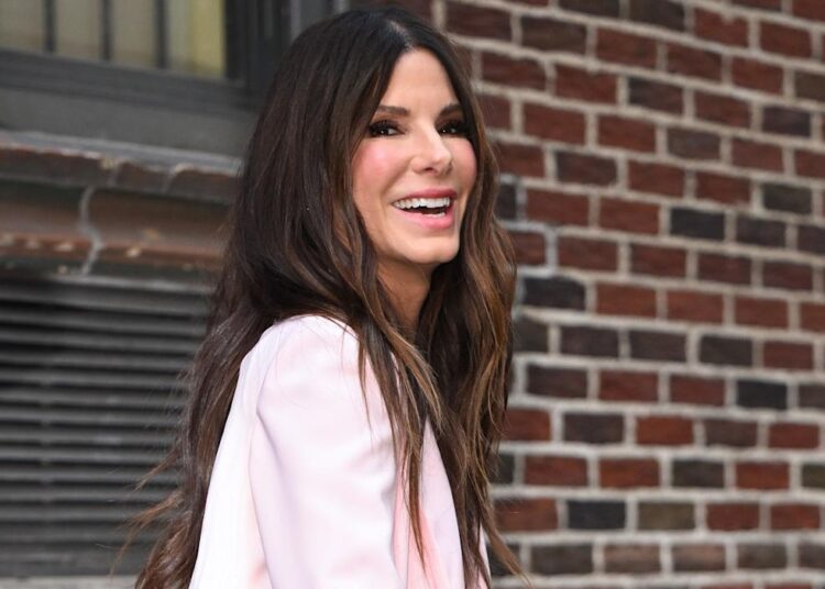 NEW YORK, NEW YORK - MARCH 14: Sandra Bullock is seen outside the 'The Late Show with Stephen Colbert' at the Ed Sullivan Theater on on March 14, 2022 in New York City. (Photo by James Devaney/GC Images)