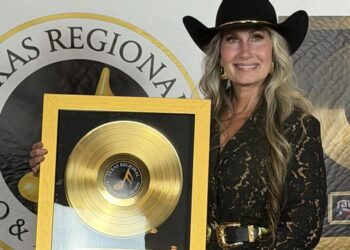 Santa Fe native Sandee June wins Texas radio award | Entertainment