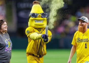 Savannah Bananas bring oddball baseball to the Superdome | Entertainment/Life