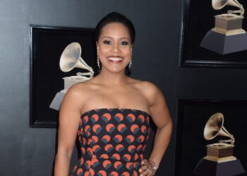 Sheinelle Jones to release book 'Through Mom's Eyes' April 14