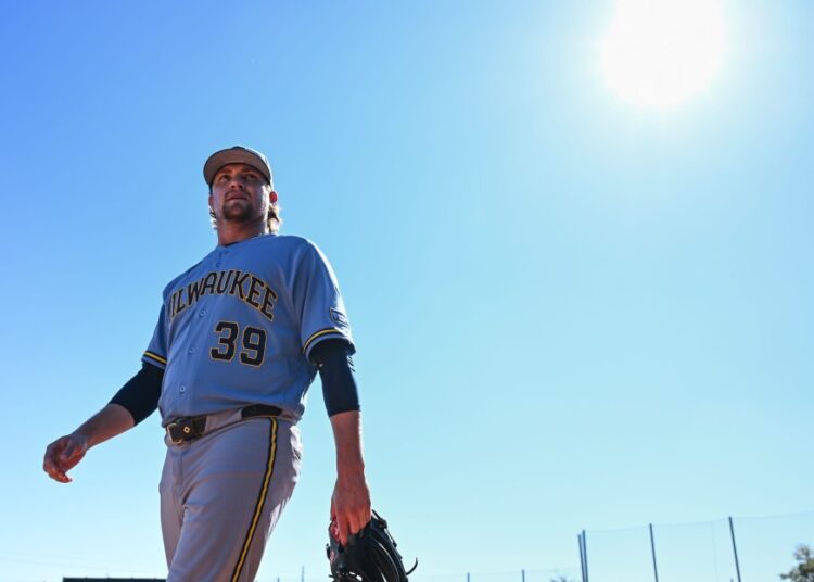 Spring Training Game Thread #10: Milwaukee Brewers (4-5) @ Kansas City Royals (4-4-1)