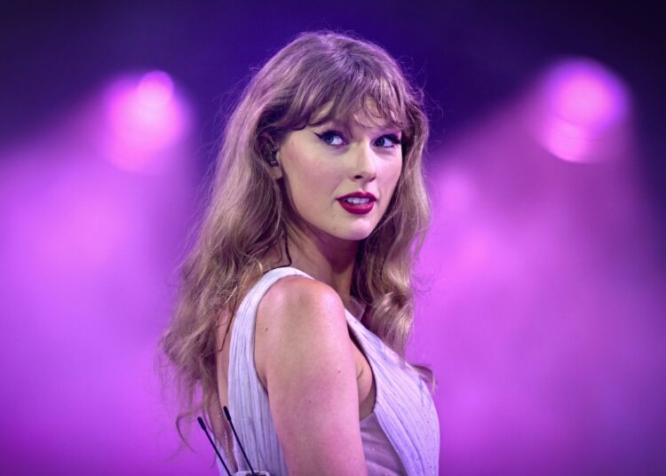 "The numbers are going backward": New report finds that 2025 saw "no progress" for women in music