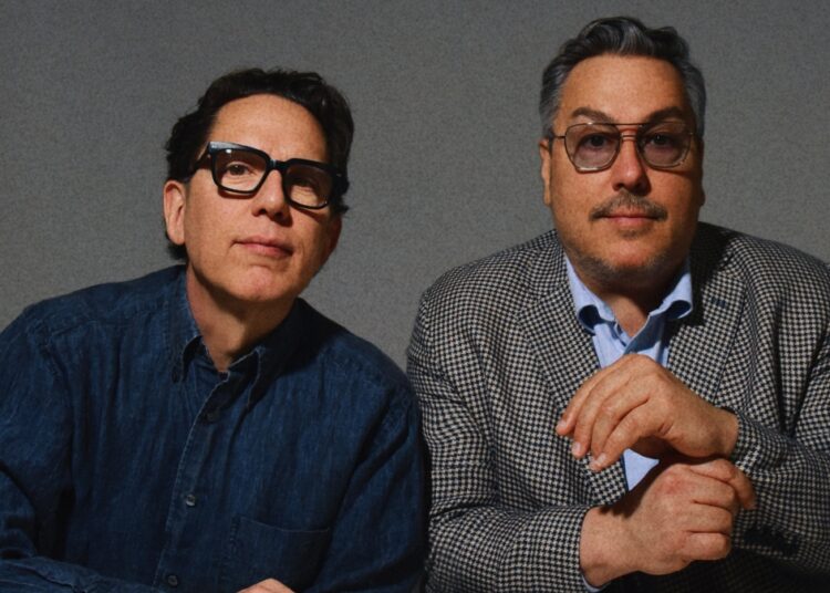 They Might Be Giants Release New Song "Outside Brain": Stream