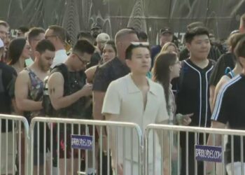 Thousands flock to Bayfront Park for Ultra Music Festival, with other major events adding traffic and security