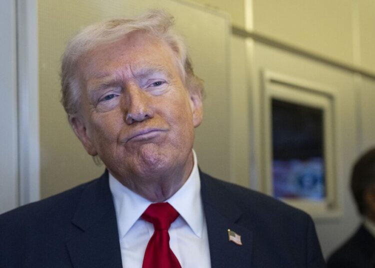 Trump jokes about Chuck Norris after hearing about death - Celebrity News - Entertainment