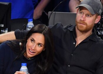 ‘Real reason’ Meghan and Harry’s neighbours are ‘avoiding them’ | Royal | News