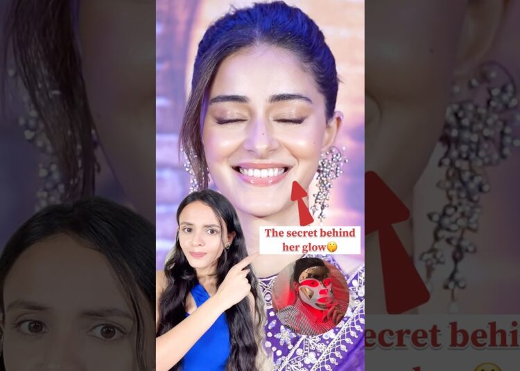 Ananya Pandey glowing skin secret🤫#shorts #ananyapandey #bollywood #celebrity #skincare#facemask