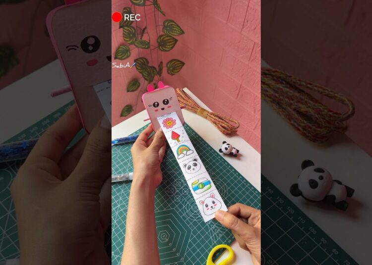 Yeahhh🥳 MINI PRINTER😱machine #sabia.the.artist #youtubeshorts #shorts