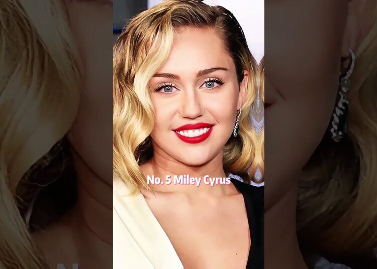 7 Celebrities With the Weirdest Tattoos, Who Do You Think Has the Worst One?#celebrity #tattoo