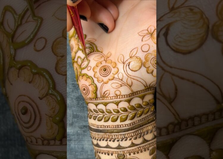 💕#henna#mehndiart#hennatattoodesign#mehndi#hennadesigns#art#artist#love#design#trending#foryou