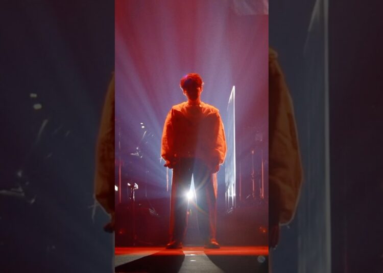 4.15 on Netflix “Gen Hoshino presents MAD HOPE MAD MUSIC” #星野源_MADHOPE
