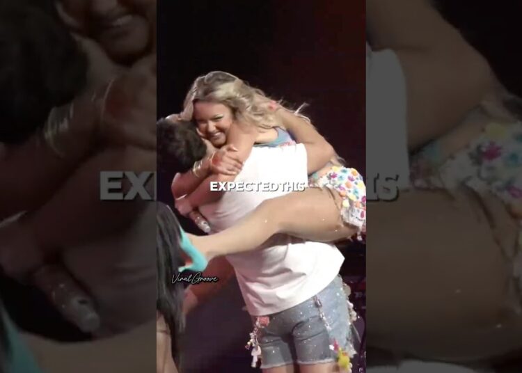 Zara Larsson’s Fan STOLE The Show 😭#celebrity