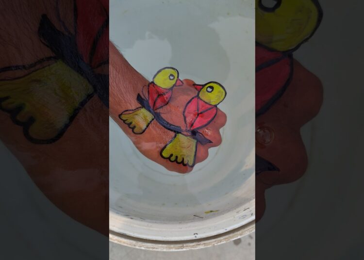 Interesting 🤔 Loving Bird Drawing 🤩 | Making On Hand 👏 #art #drawing #shorts