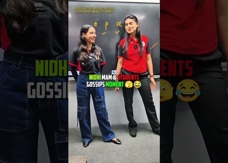 Gossips Moment 🤣😂!! #vidyapeeth #physicswallah #alakhsir #motivation #viral #ytshorts