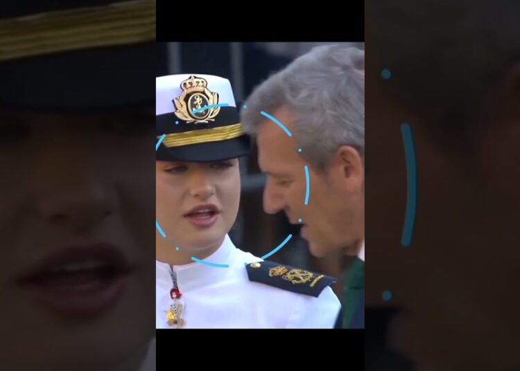 princess Leonor explained ✨something to this officer #royal #leonor #training#new.