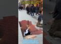 This 3D street art pranked EVERYONE@ @#StreetArt #Opticallllusion#ArtPrank #PublicPrank#mindblown