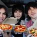 gossip and pizza session