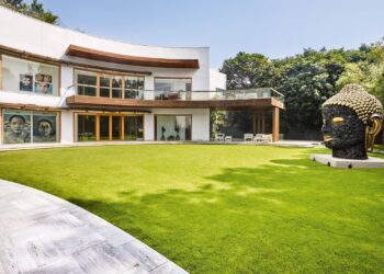 Shalini Passi's palatial home is tucked into the lush lanes of the Golf Links neighbourhood in New Delhi.