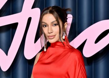 Anitta & Shakira Announce New 'Choka Choka' Collab