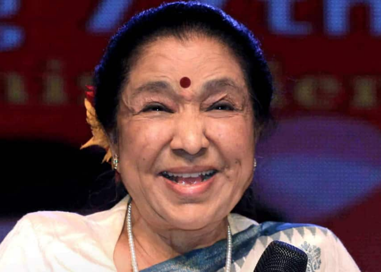 Asha Bhosle Became Indipop Queen with Jaanam Samjha Karo Old songs and last rites