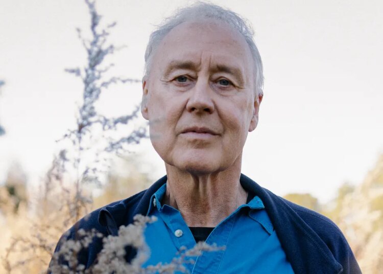 Bruce Hornsby on new 'wild' record featuring Bob Weir, Bonnie Raitt