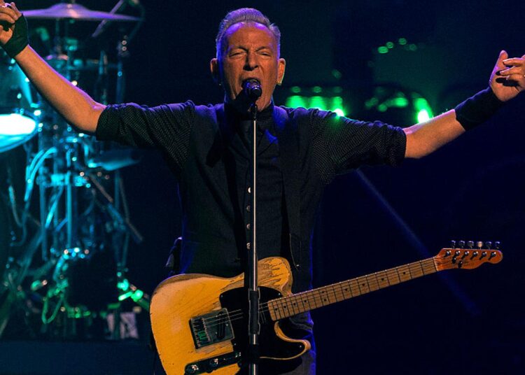 Bruce Springsteen Takes a Stand of Resistance in Minneapolis
